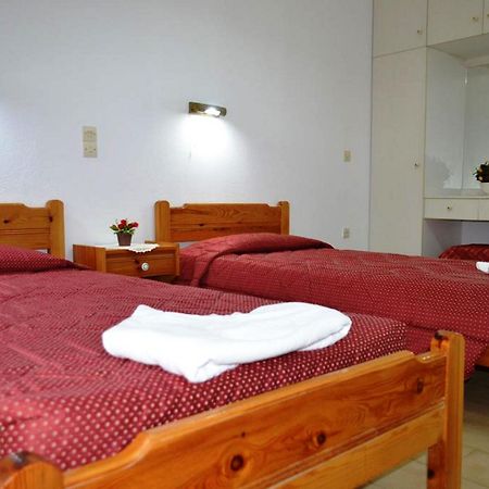Koskinas Apartments アカラヴィ エクステリア 写真