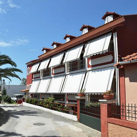 Koskinas Apartments アカラヴィ エクステリア 写真