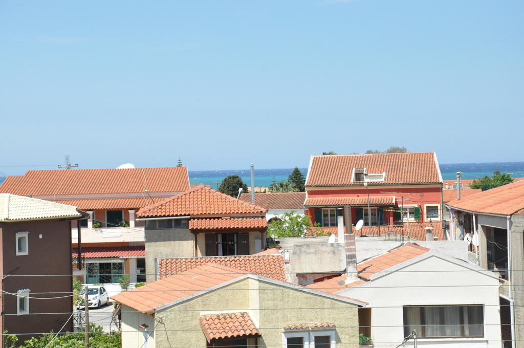 Koskinas Apartments アカラヴィ 部屋 写真